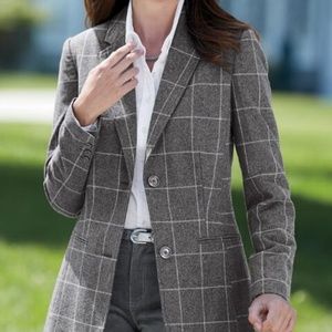 NWT Chadwick fully lined grey wool blazer